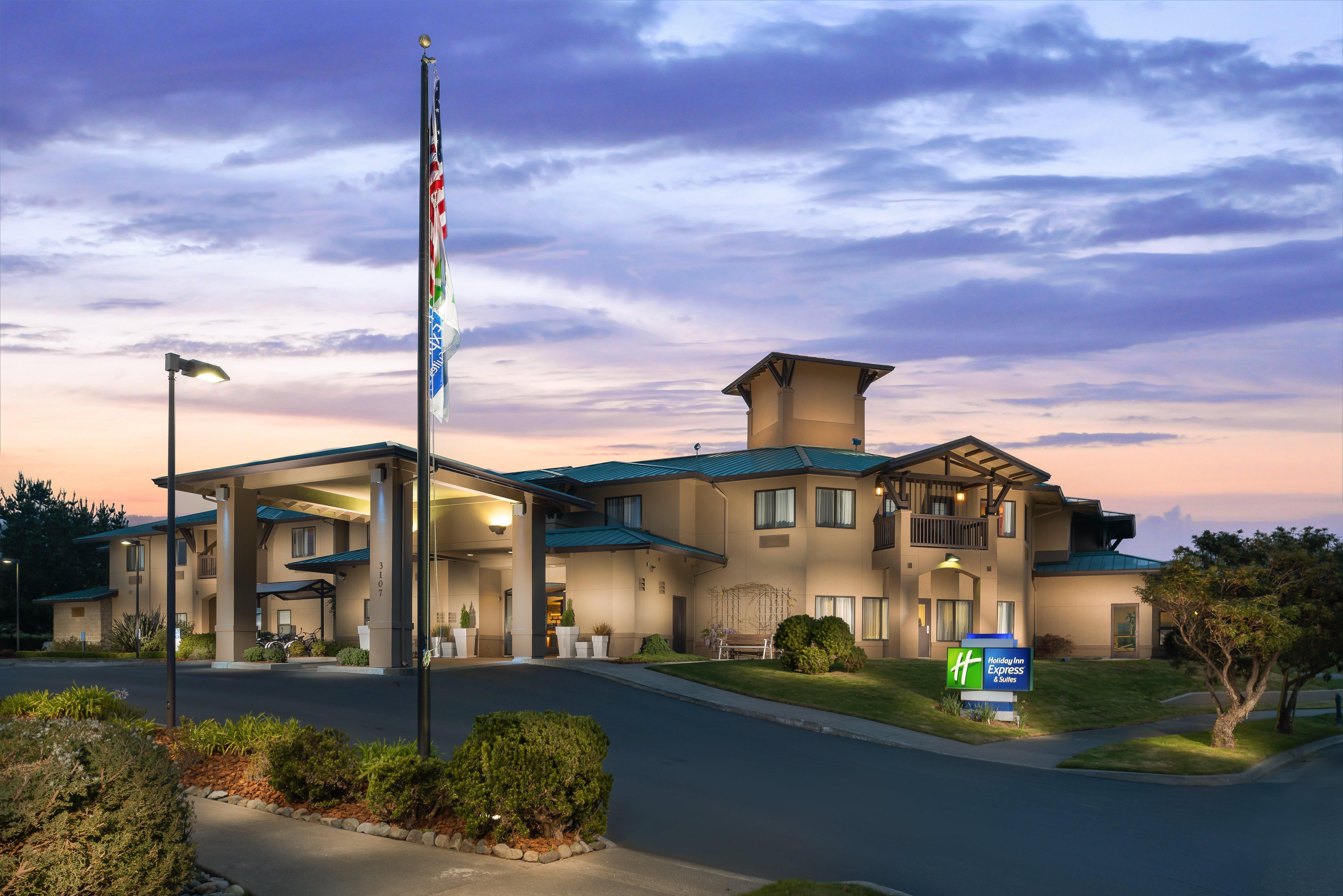 Holiday Inn Express Hotel & Suites Arcata/Eureka-Airport Area By Ihg McKinleyville Zewnętrze zdjęcie