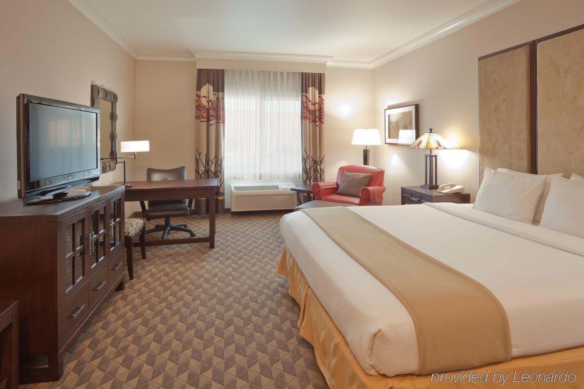 Holiday Inn Express Hotel & Suites Arcata/Eureka-Airport Area By Ihg McKinleyville Pokój zdjęcie