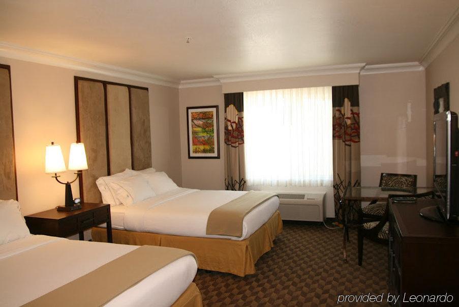 Holiday Inn Express Hotel & Suites Arcata/Eureka-Airport Area By Ihg McKinleyville Pokój zdjęcie